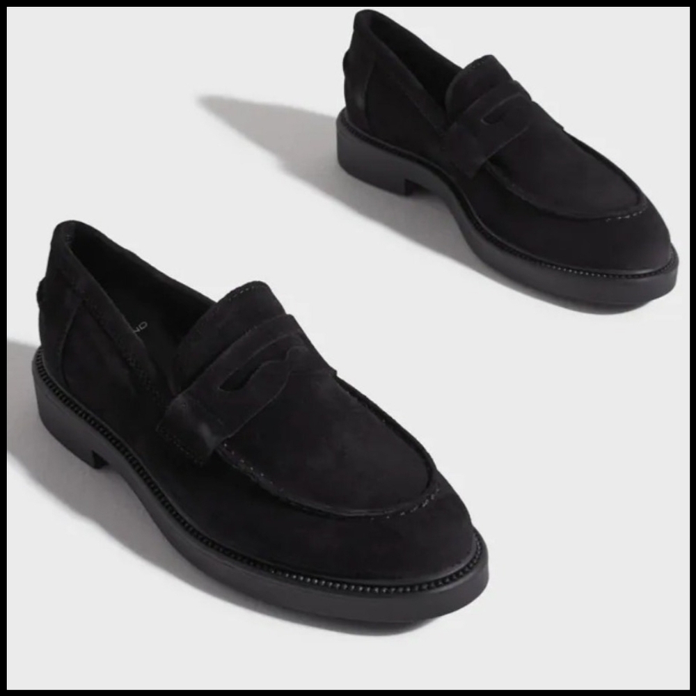 NWT Vagabond Alex W Loafers in Black Suede